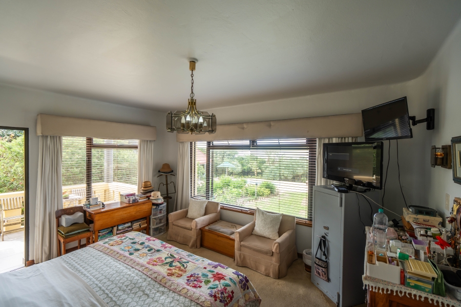 7 Bedroom Property for Sale in West Beach Eastern Cape